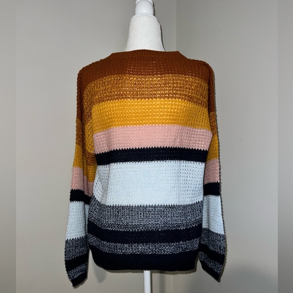 Sweater - Picture 2 of 4